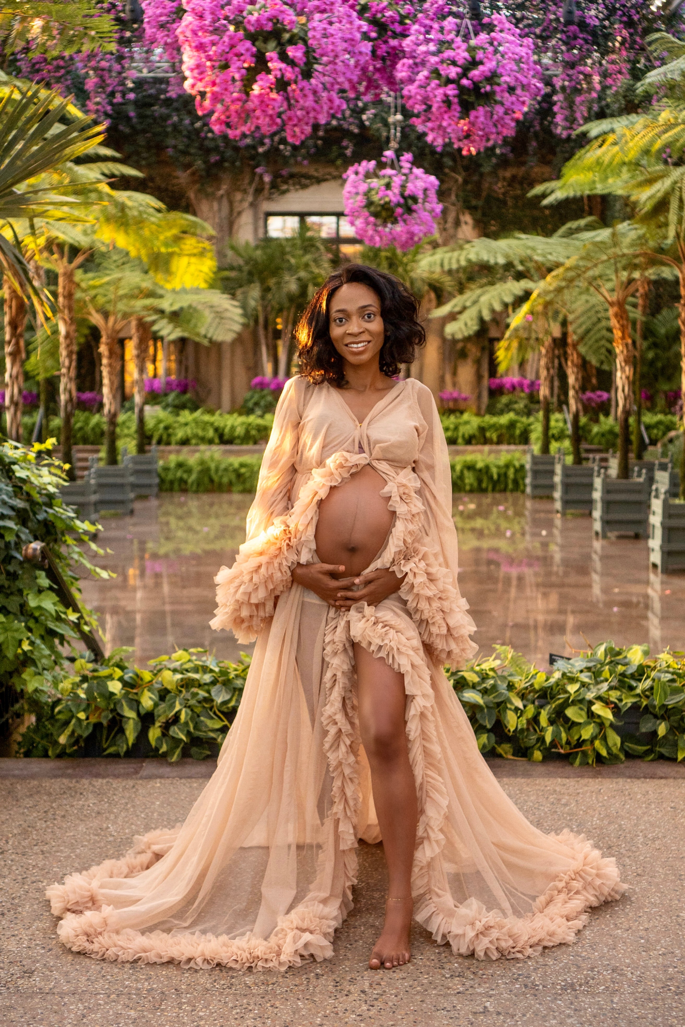 Maternity portrait, botanical garden, blush gown